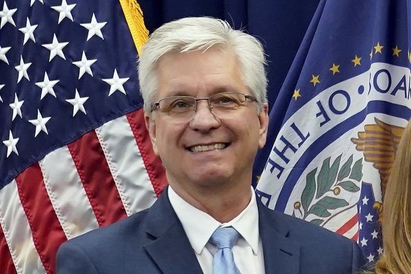 正规股票配资网 美联储官员：贸易战可能很快导致美国失业率上升